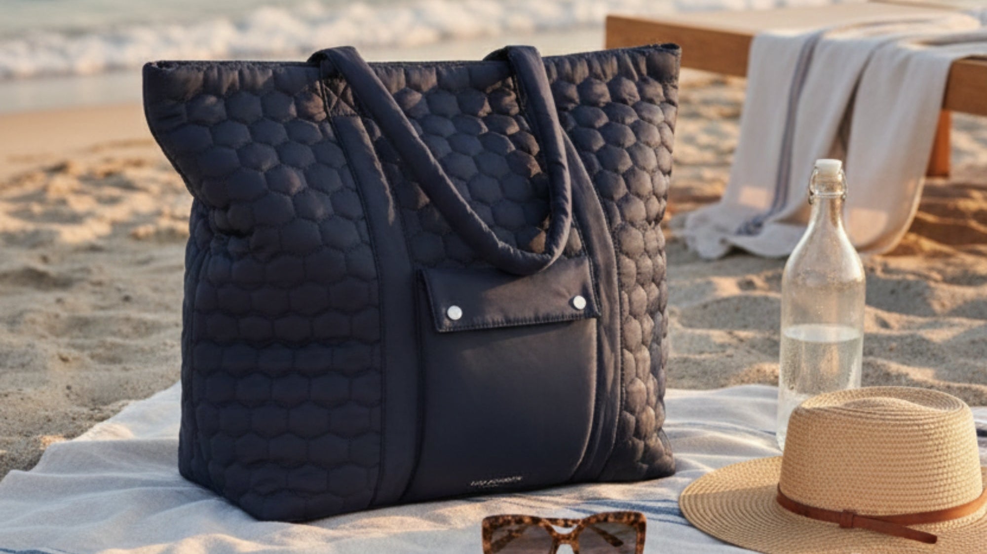 Travel Essentials - Ilse Jacobsen