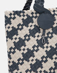 Houndstooth Gevlochten Shopper BAG08HOUNDSTOOTH - 604112 Ombre Blue Light Sand | Ombre Blue Light Sand | Bag | Ilse Jacobsen