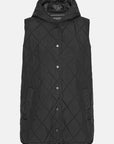 Gewatteerd Lang Gilet BEAT02 - 001 Black | Black | Vest | Ilse Jacobsen