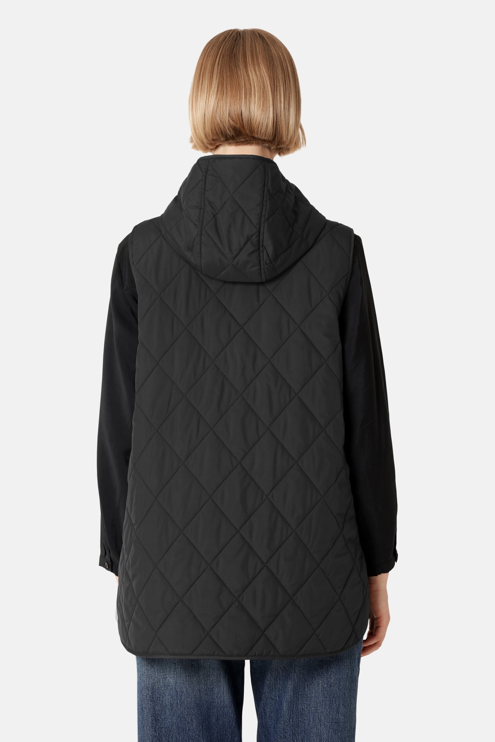 Lang Gewatteerd Vest BEAT02 | Black | Vest | Ilse Jacobsen