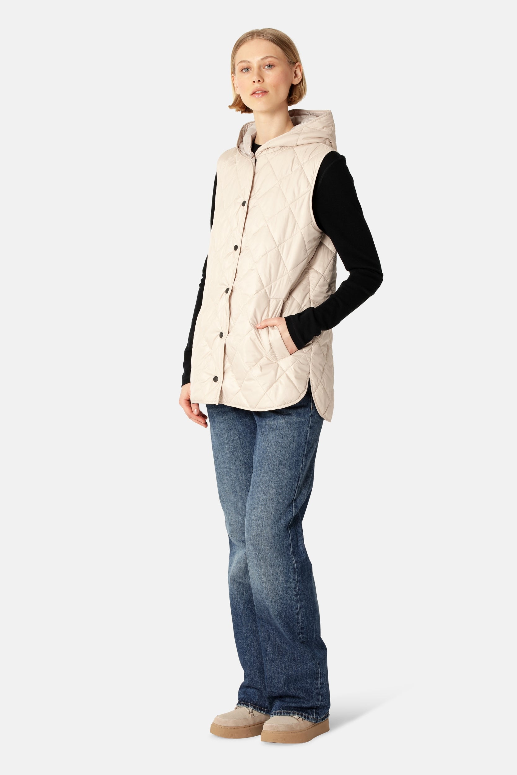 Lang Gewatteerd Vest BEAT02 | Light Camel | Vest | Ilse Jacobsen