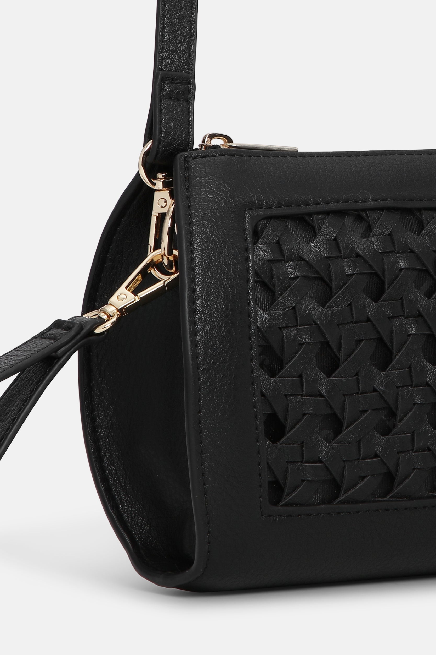 Gevlochten Clutch BRAID04 | Black Black | Bag | Ilse Jacobsen