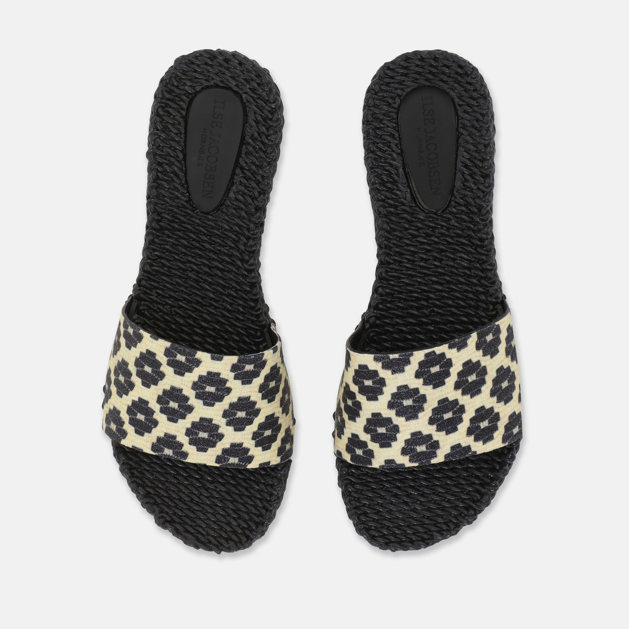 Slip-On Flip Flops CHERI0190PB | Black | Flip Flop | Ilse Jacobsen