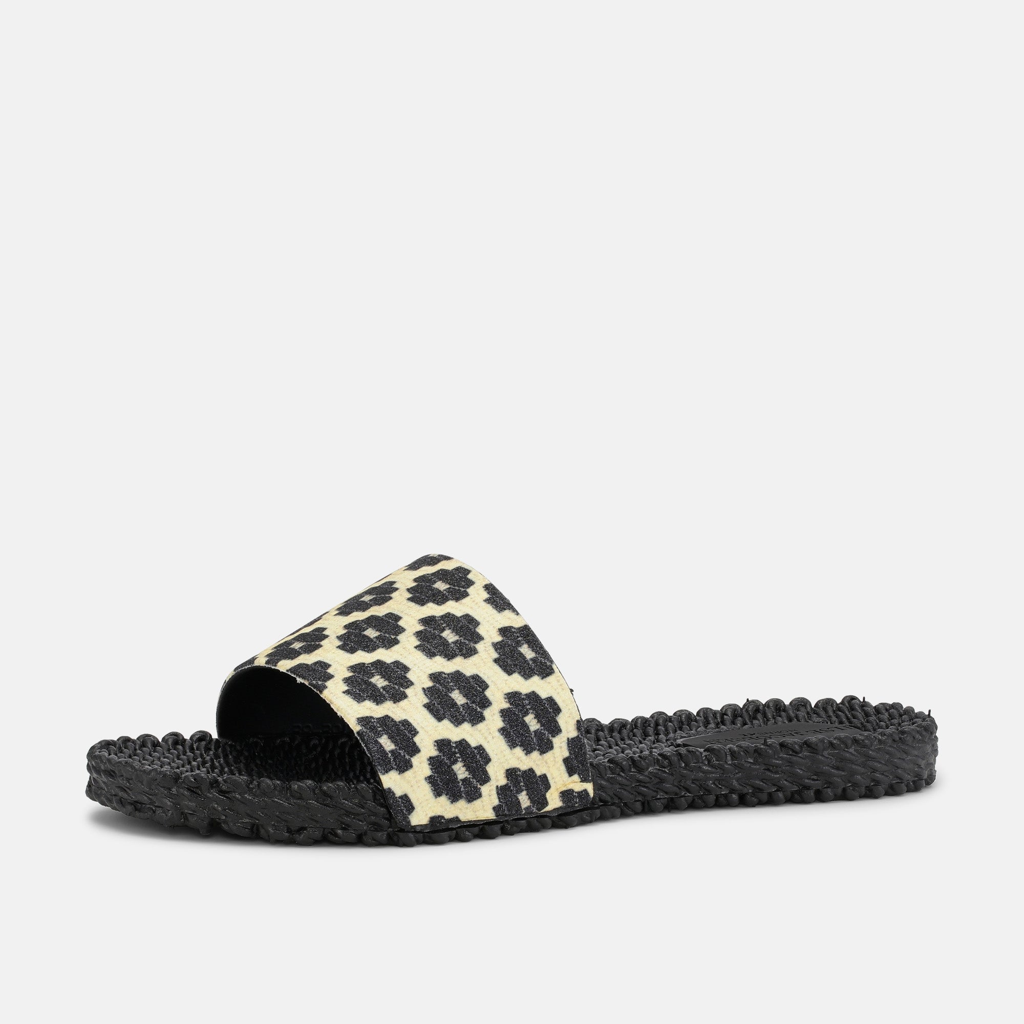 Slip-On Flip Flops CHERI0190PB | Black | Flip Flop | Ilse Jacobsen