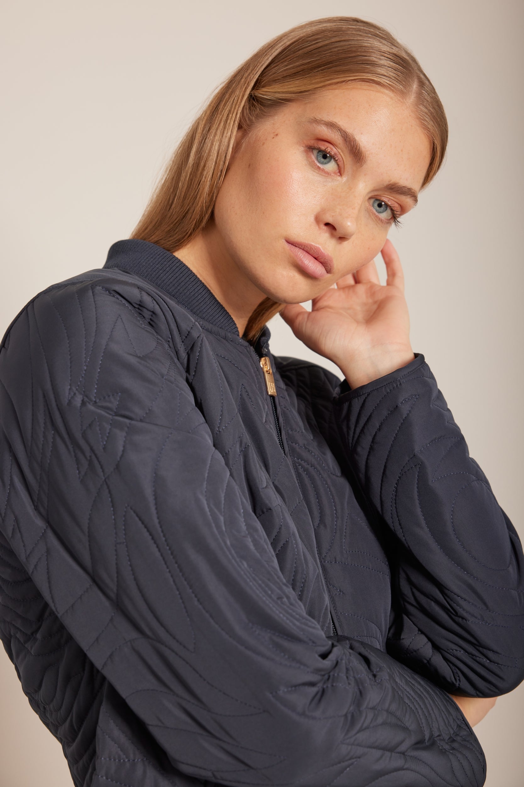 Lang Gewatteerd Jack DUNE06 | Dark Indigo | Coat | Ilse Jacobsen