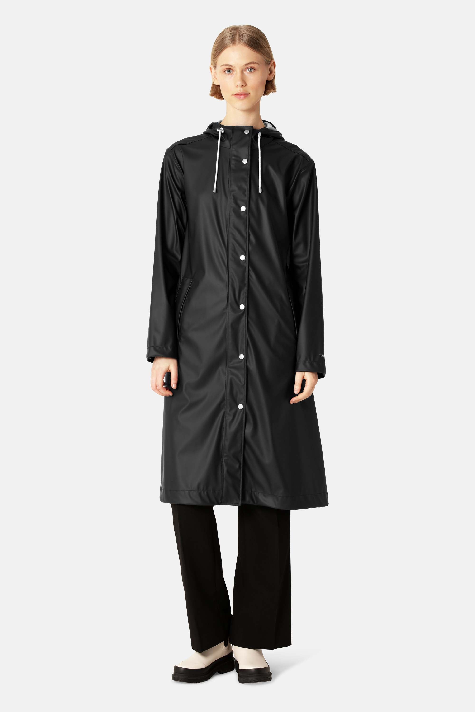 Lange regenjas RAIN232FR | Black Beauty | Raincoat | Ilse Jacobsen