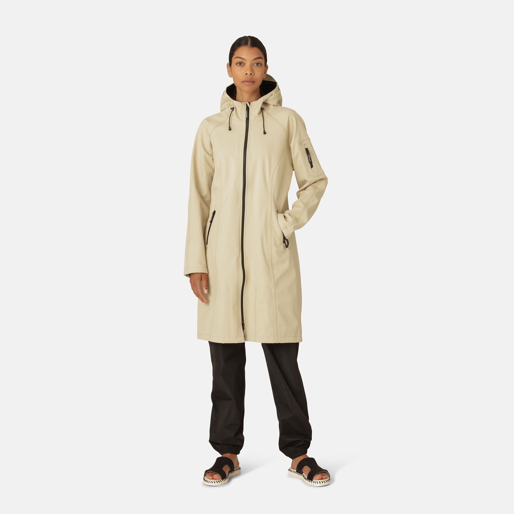 Softshell regenjas lang RAIN37L | Beige | Raincoat | Ilse Jacobsen