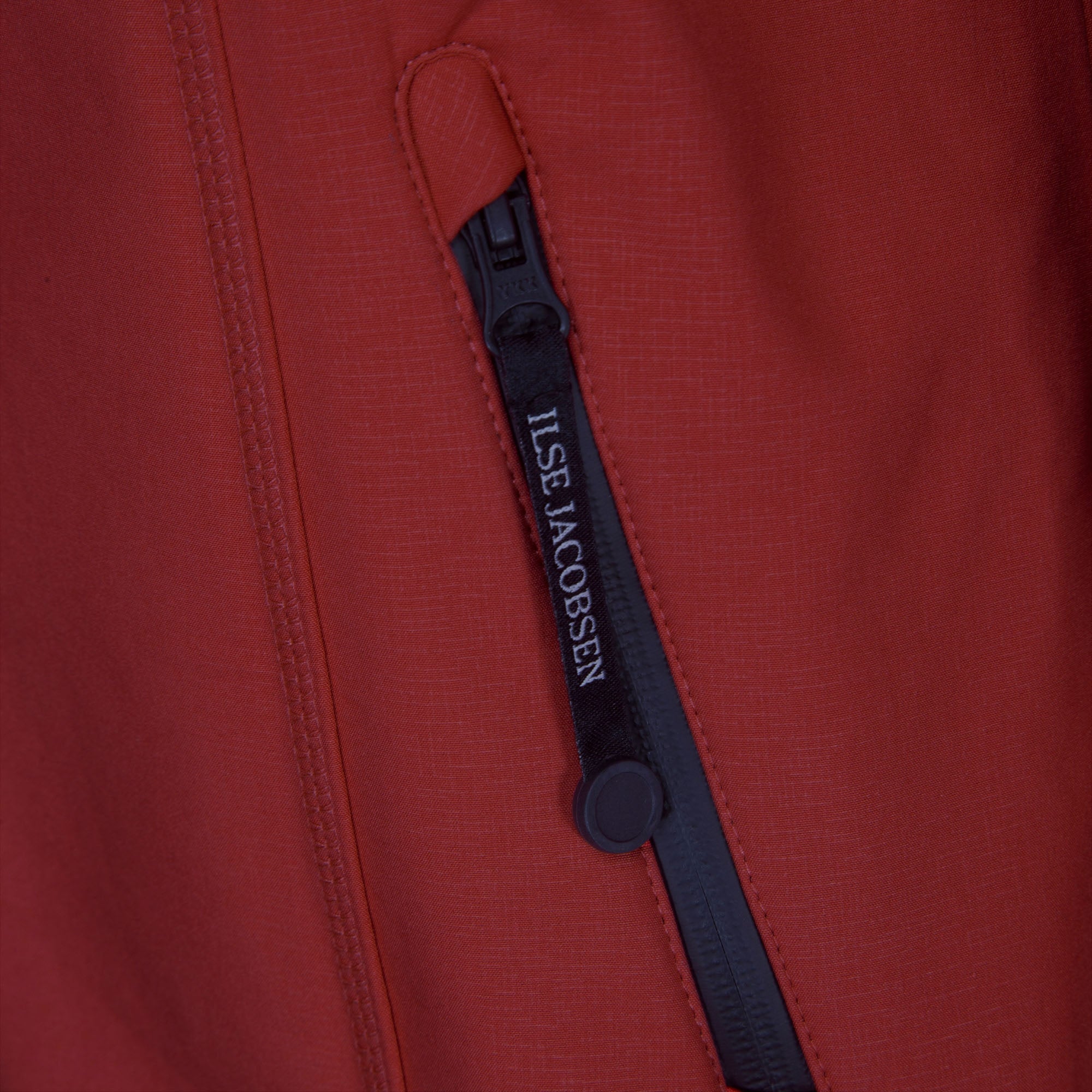 Softshell regenjas lang RAIN37L | Rhubarb | Raincoat | Ilse Jacobsen