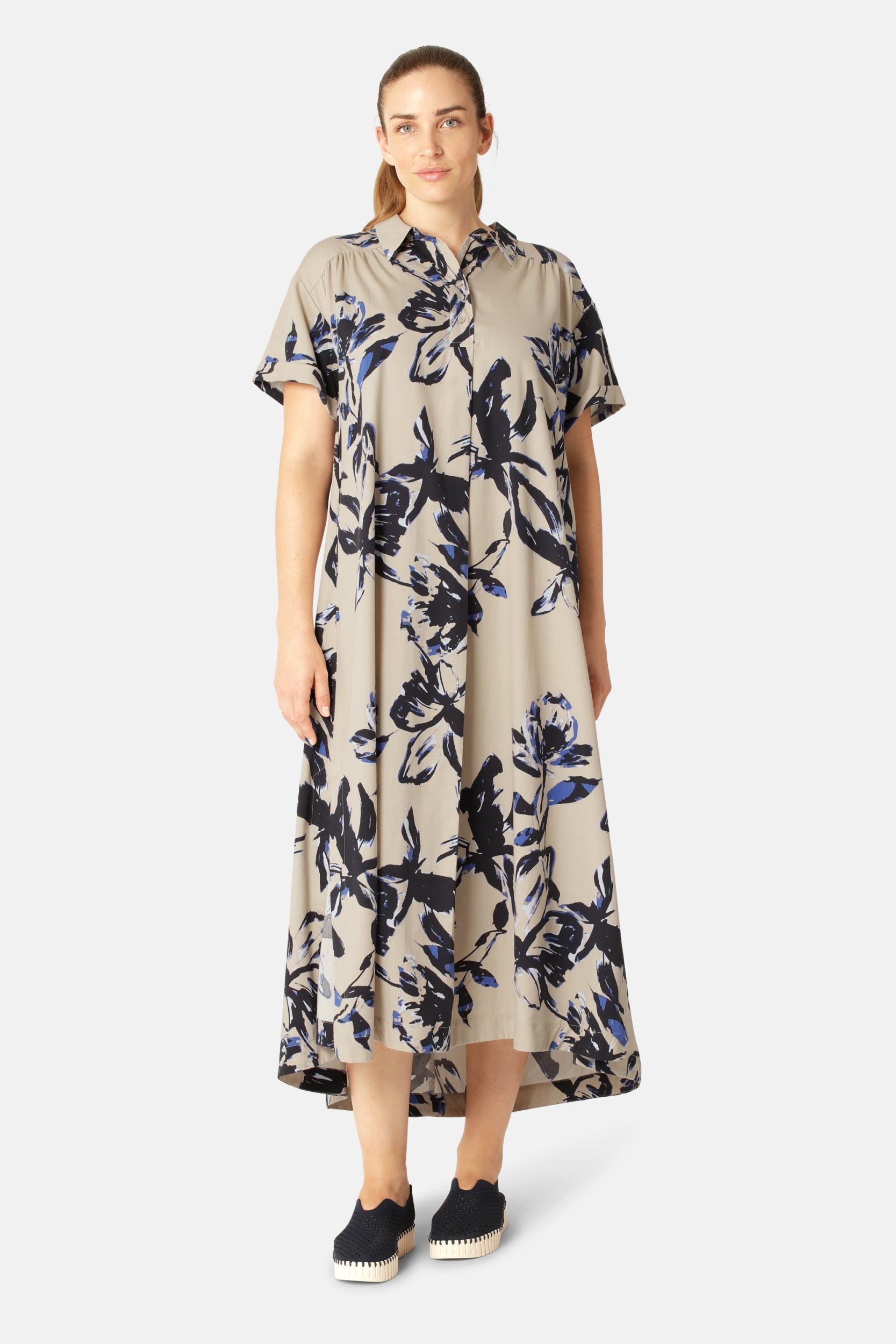 Lange A-lijn Jurk TENCELLA01P | Sand Artsy Stroke Flower | Dress | Ilse Jacobsen