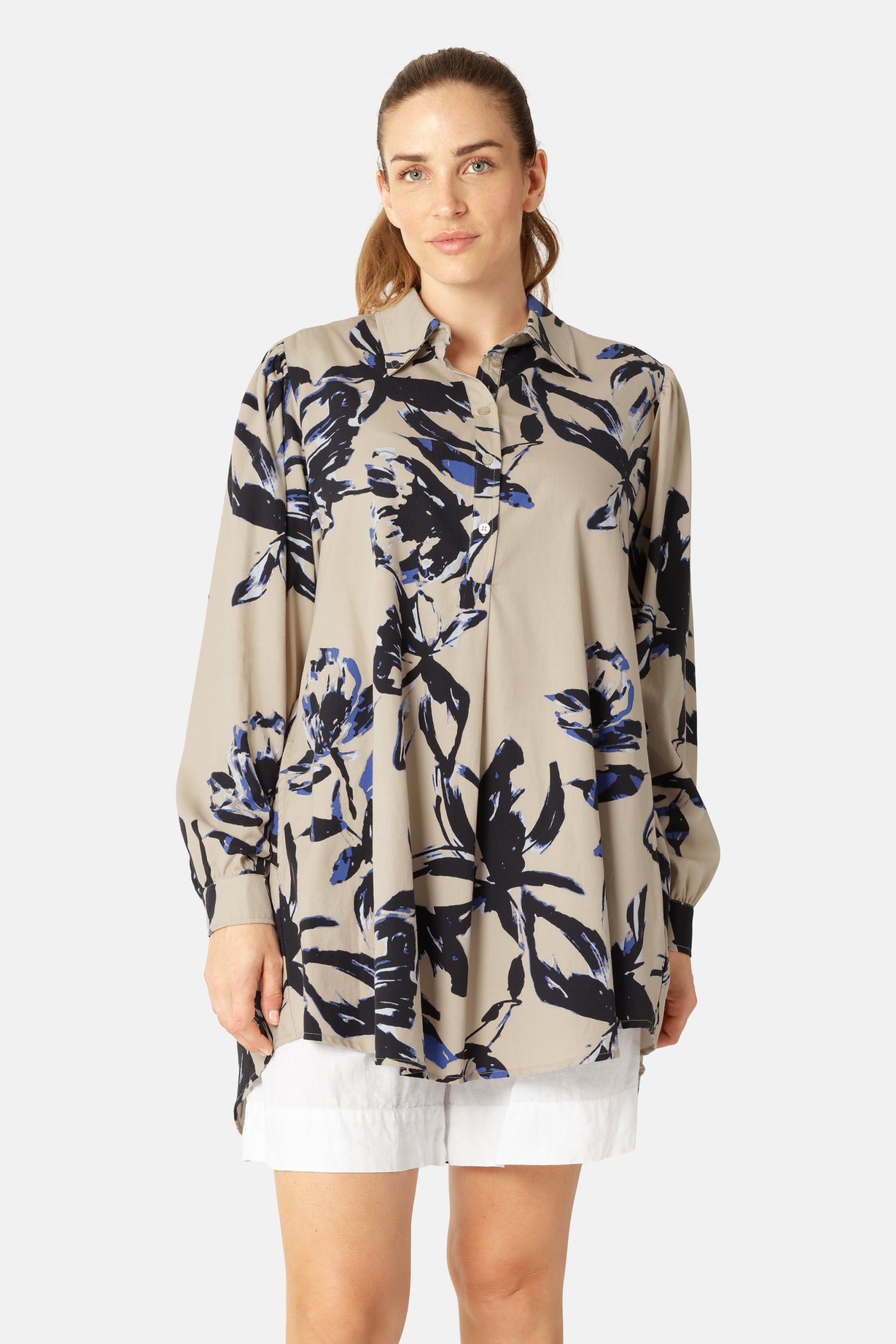 Lange Mouwen Tuniekjurk TENCELLA06P | Sand Artsy Stroke Flower | Shirt | Ilse Jacobsen