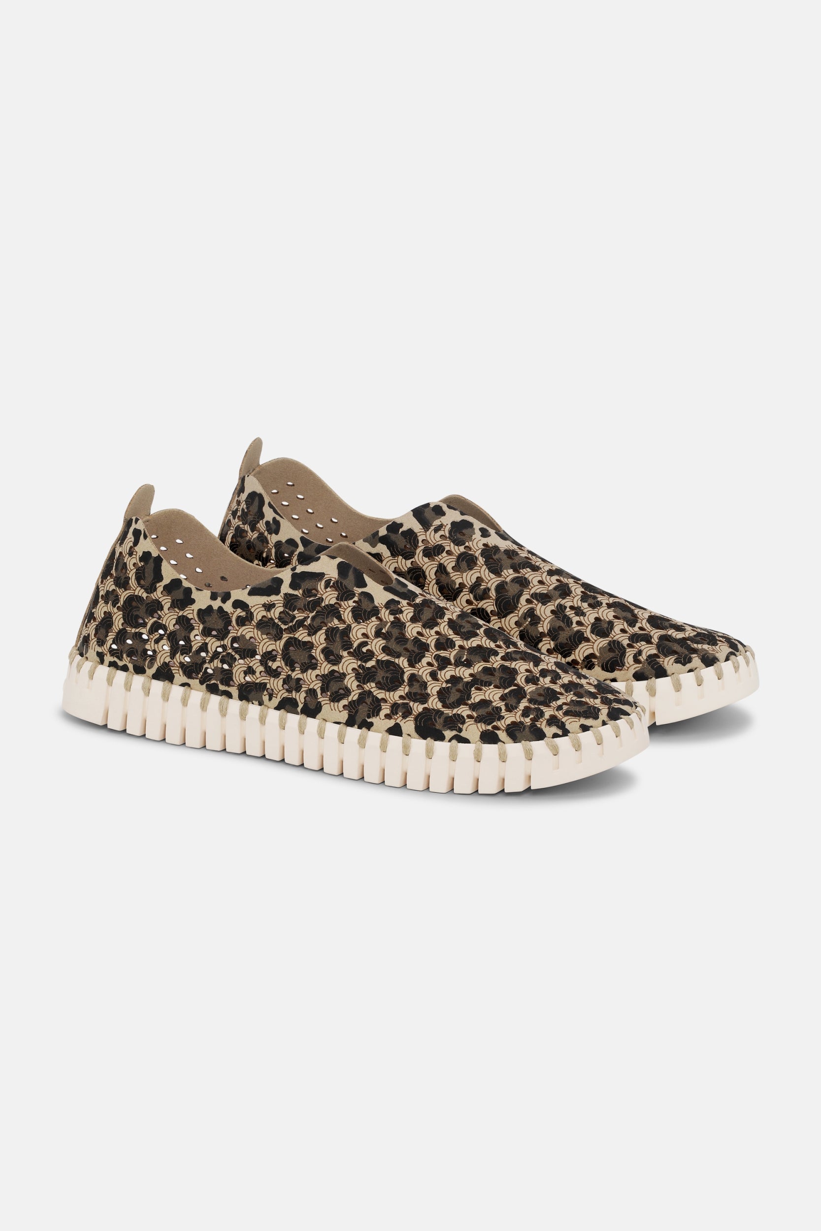 Instappers TULIP3275LEO beige zool | Latte Pearled Ivory | Shoes | Ilse Jacobsen