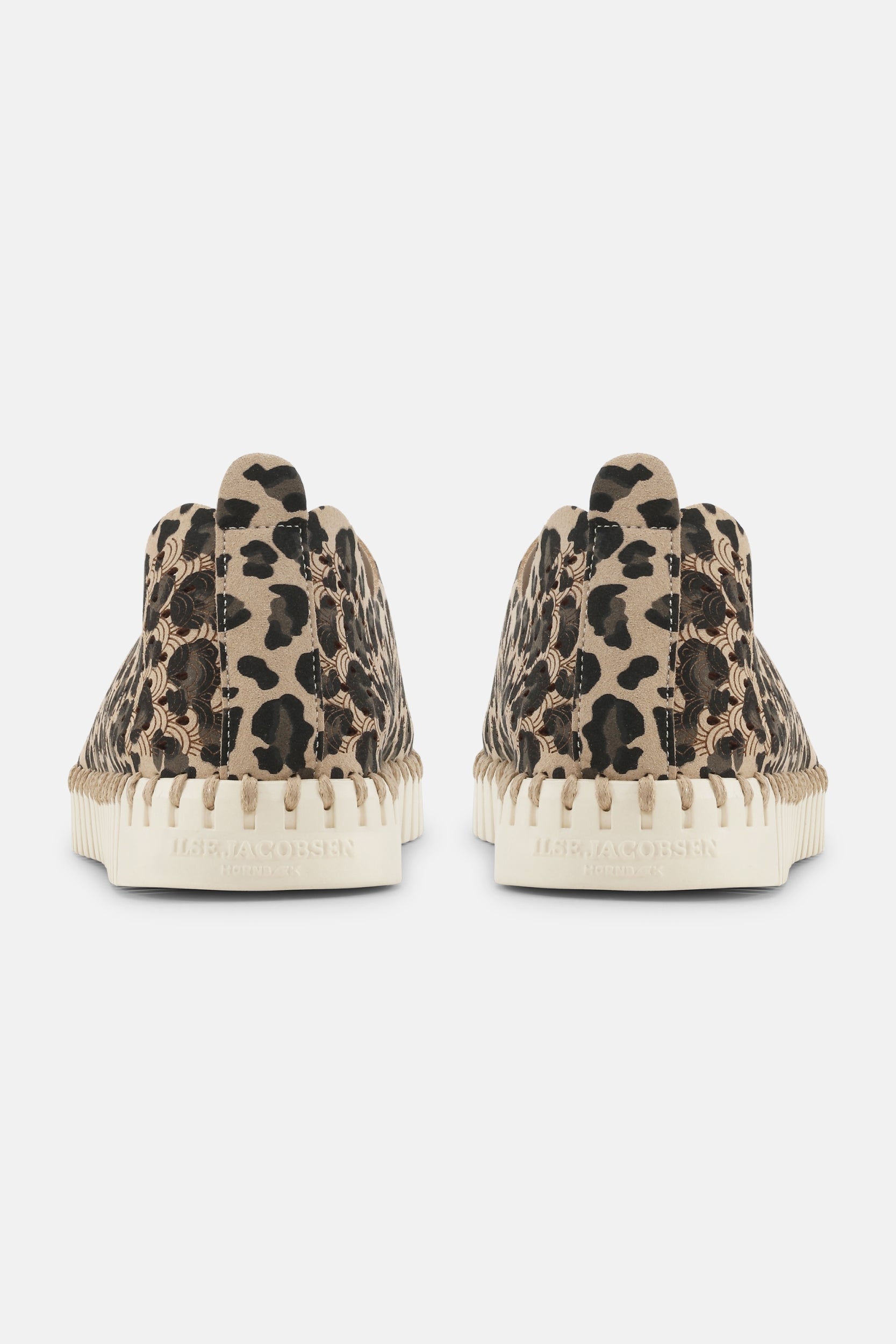 Instappers TULIP3275LEO beige zool | Latte Pearled Ivory | Shoes | Ilse Jacobsen