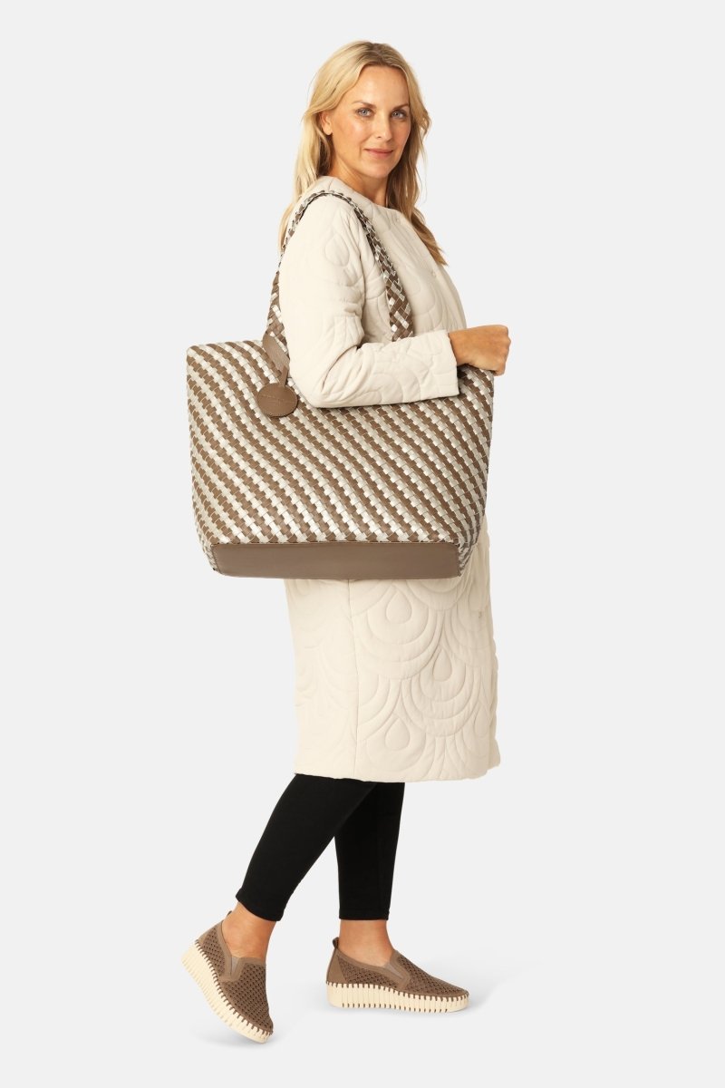 Gevlochten Tas BAG06CMAXI | Goldy Sand Dollar Metallic | Accessories | Ilse Jacobsen