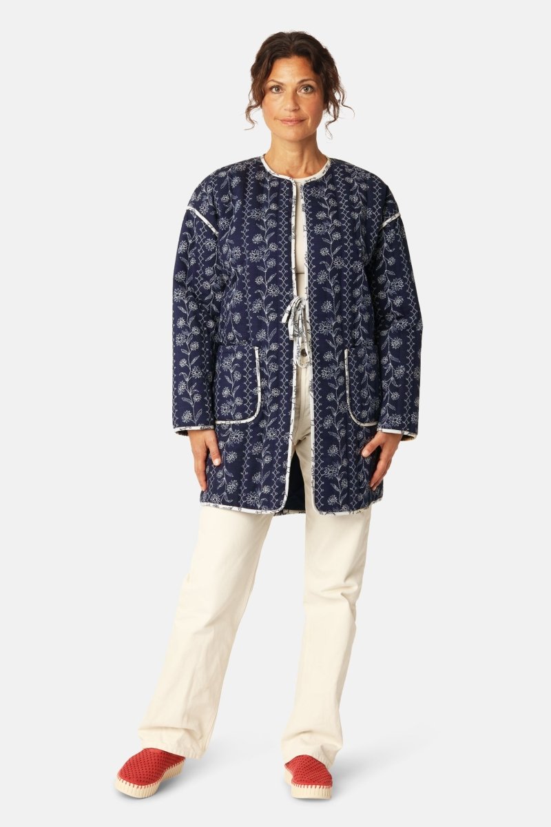 Gewatteerde Jas OTTOMAQUILT04P | Dark Wildflower | Jacket | Ilse Jacobsen