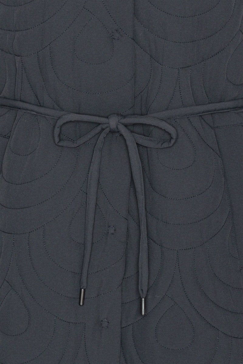 Lang Gewatteerde Jas BLOSSOM01 | Dark Indigo | Jacket | Ilse Jacobsen