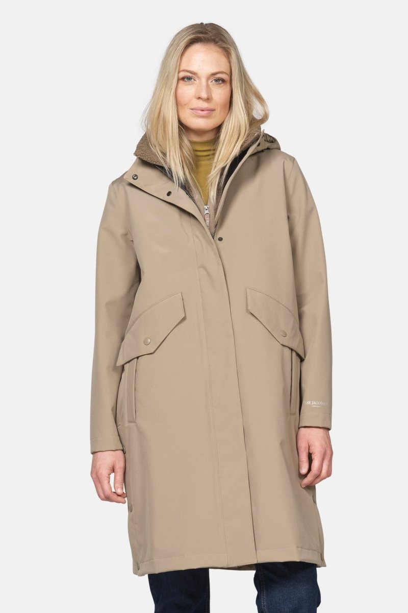 Lange softshell regenjas DAYBREAK03 | Greige | Raincoat | Ilse Jacobsen