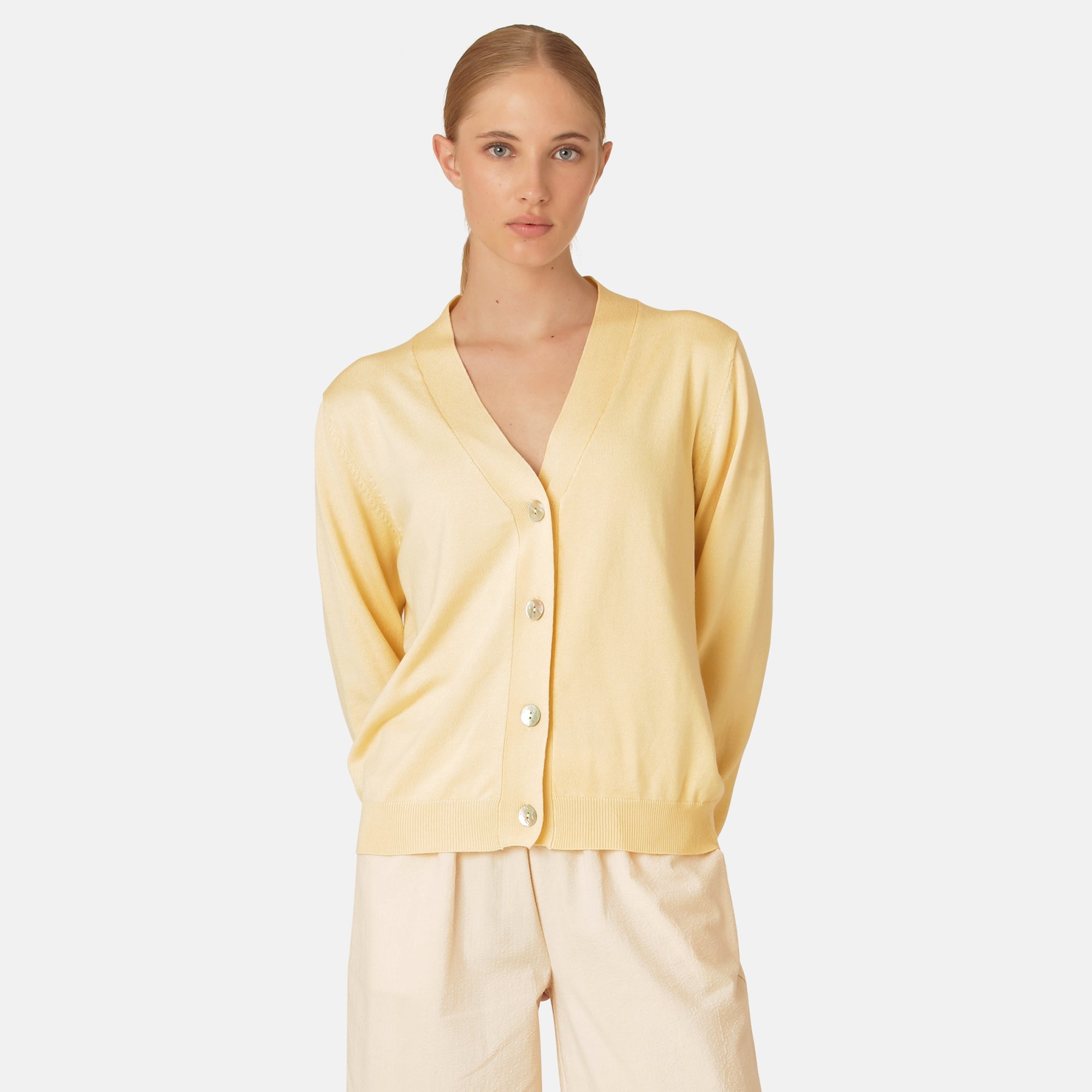 Gebreid vest GWEN4066 | Double Cream | Cardigan | Ilse Jacobsen