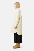 Gewatteerde jas ART06 | Bleached Sand | Coat | Ilse Jacobsen