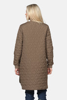 Lange gewatteerde jas ART06 | Mud | Coat | Ilse Jacobsen