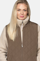 Lange gewatteerde bodywarmer ART25 | Mud | Jacket | Ilse Jacobsen