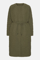 Lang Gewatteerde Jas BLOSSOM01 | Olive Night | Jacket | Ilse Jacobsen