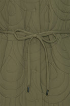 Lang Gewatteerde Jas BLOSSOM01 | Olive Night | Jacket | Ilse Jacobsen