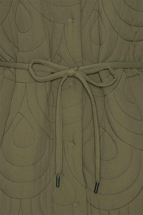 Lang Gewatteerde Jas BLOSSOM01 | Olive Night | Jacket | Ilse Jacobsen