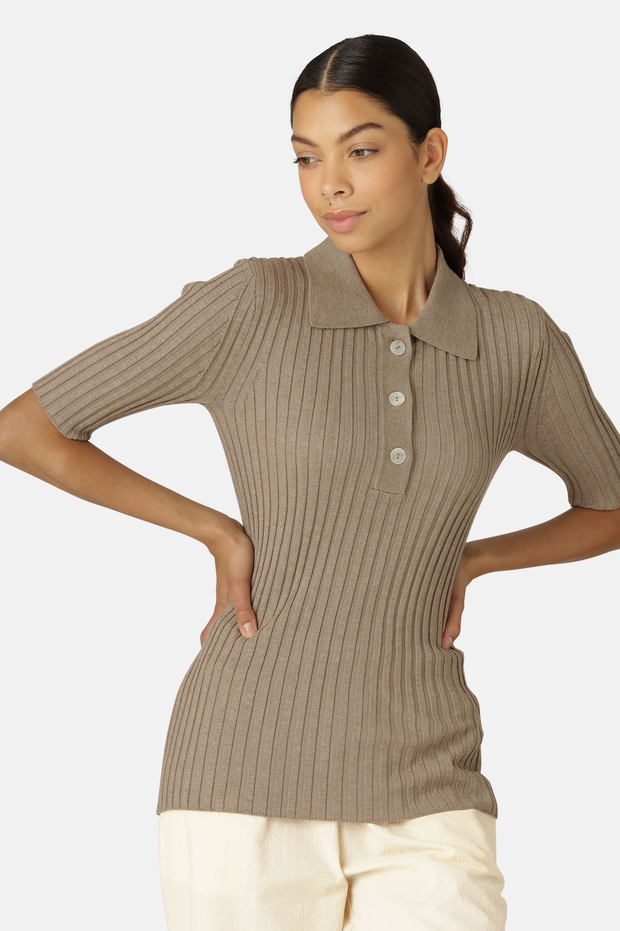 Polo GWEN4065 | Bleached Sand | Polo Shirt | Ilse Jacobsen