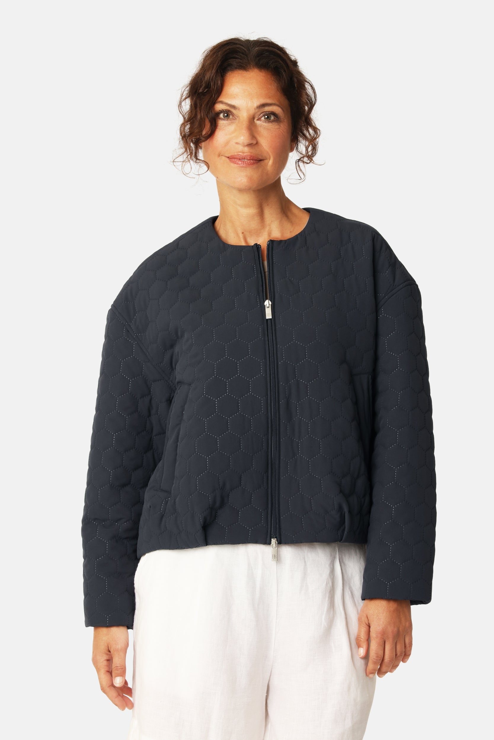 Korte Gewatteerde Jas HONEYCOMBE01 | Dark Indigo | Jacket | Ilse Jacobsen