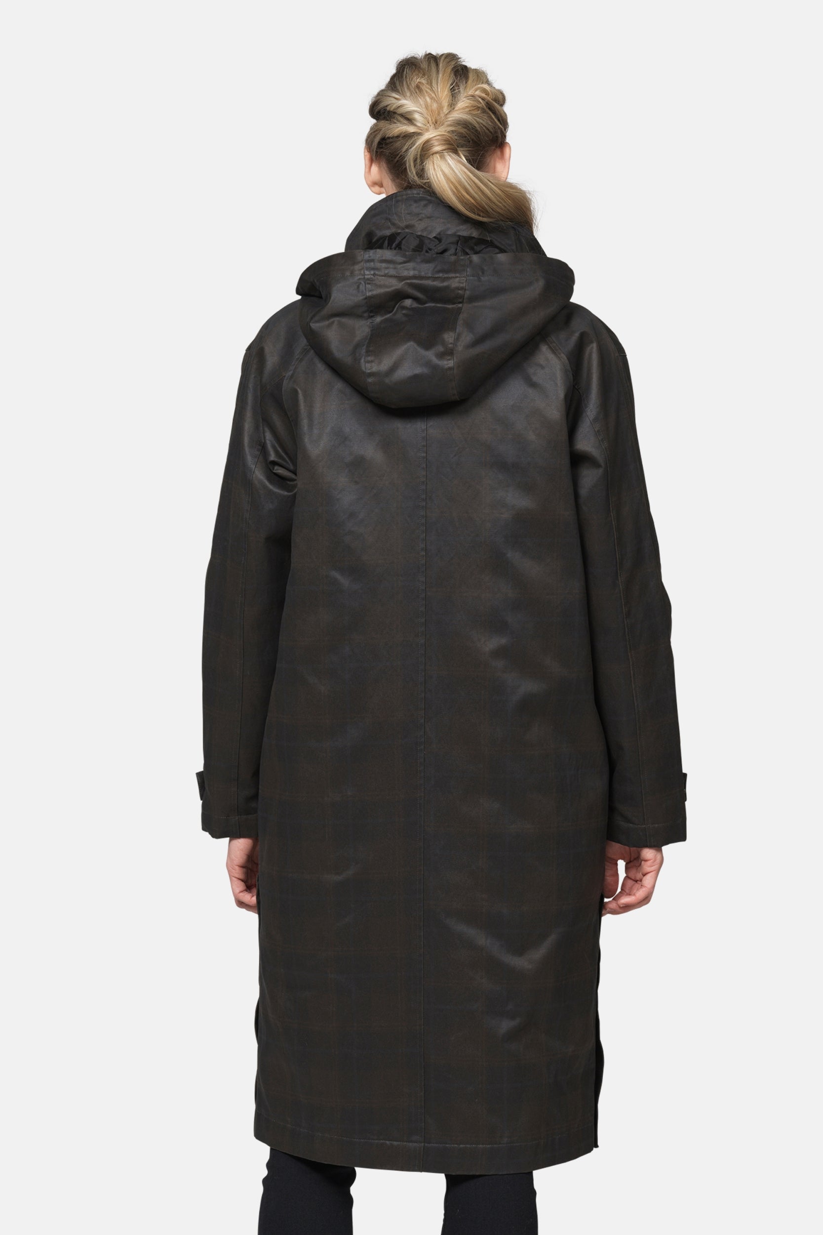 Gewatteerde jas van waxed cotton LAND01 | Dark Brown Check | Coat | Ilse Jacobsen