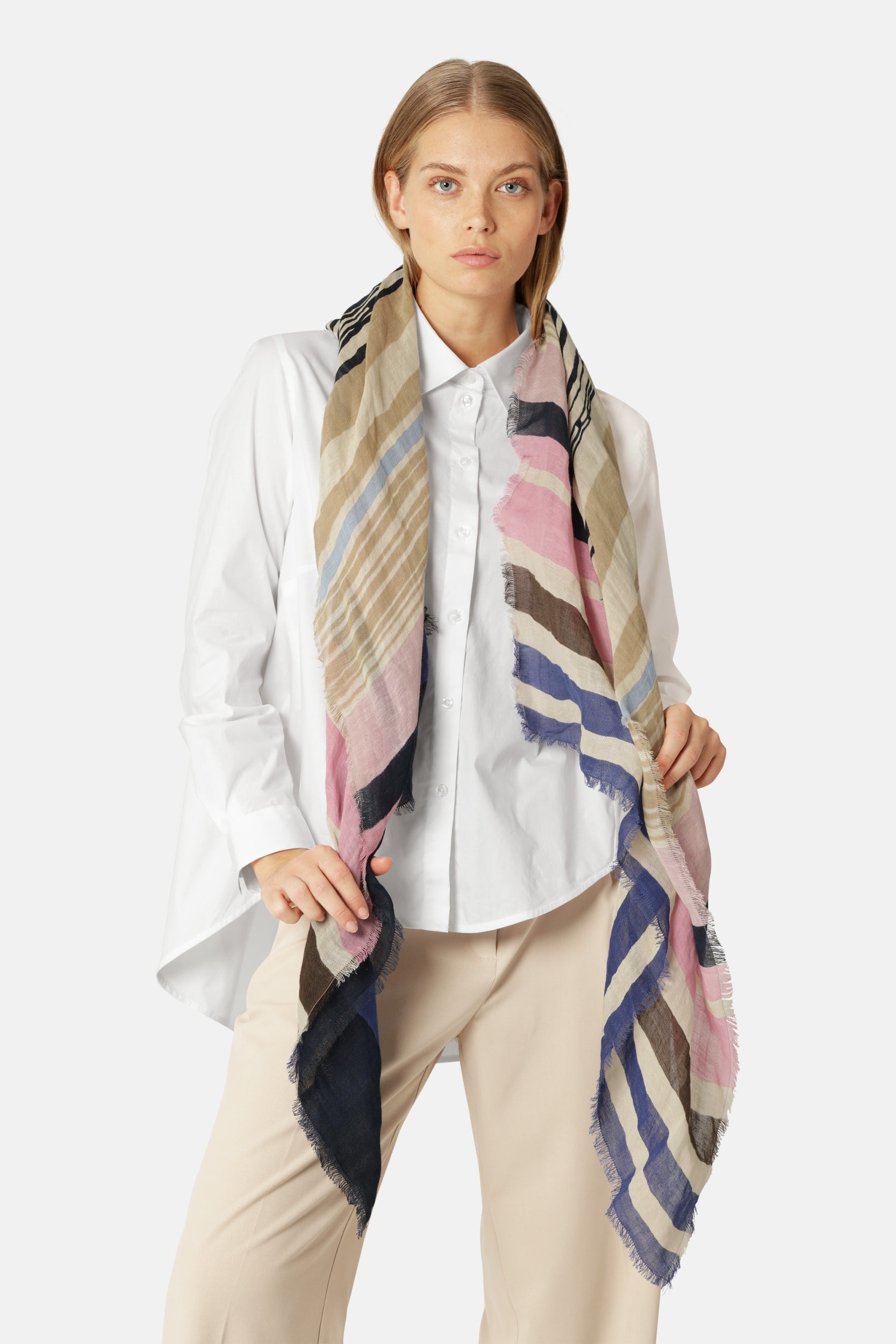 Gestreepte Sjaal LICCO01P - 115 Beige Organic Stripe | Beige Organic Stripe | Scarf | Ilse Jacobsen