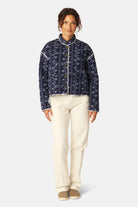 Korte Gewatteerde Jas OTTOMAQUILT01P | Dark Wildflower | Jacket | Ilse Jacobsen