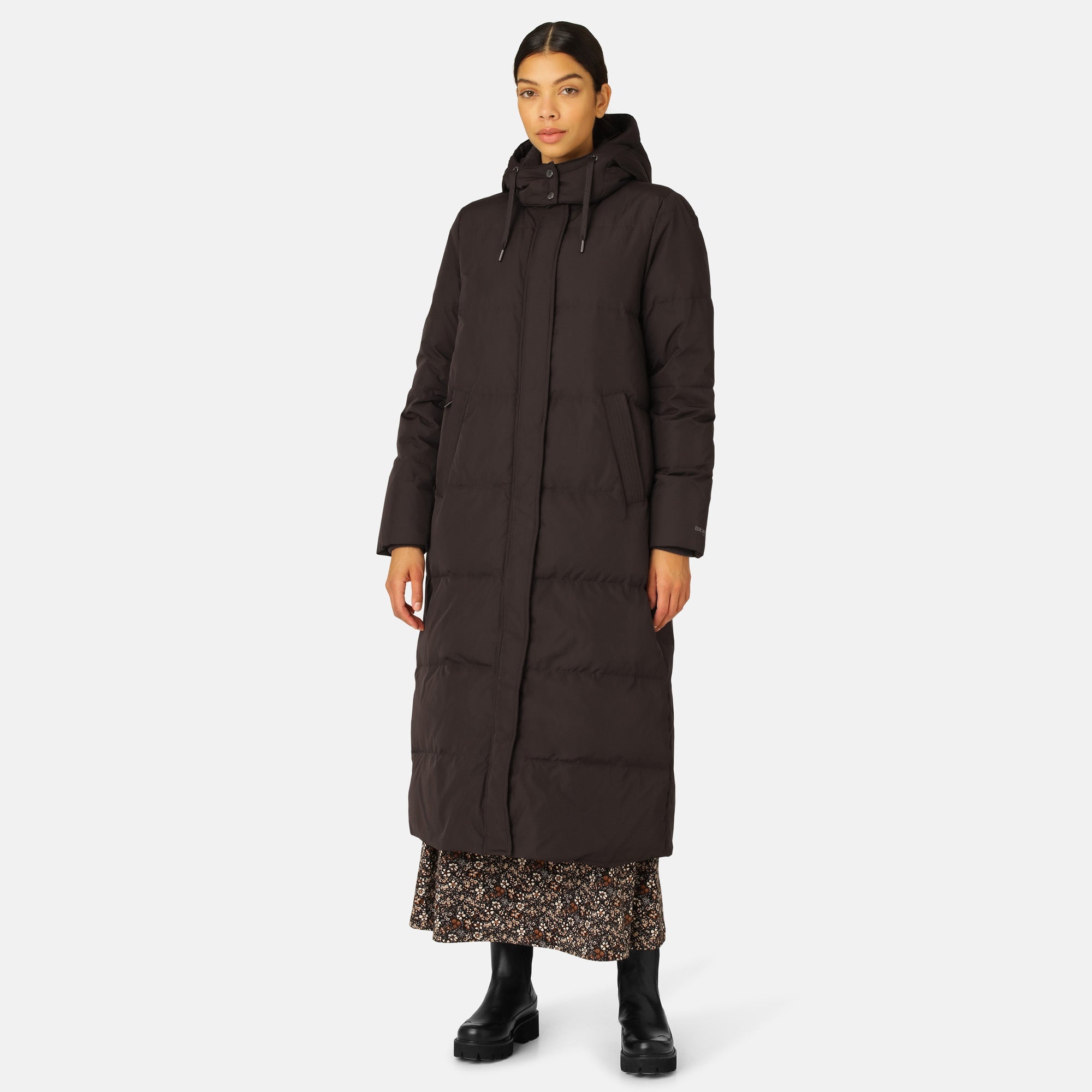 Lange Winterjas PEPPY03 - 233 Ganache | Ganache | Coat | Ilse Jacobsen