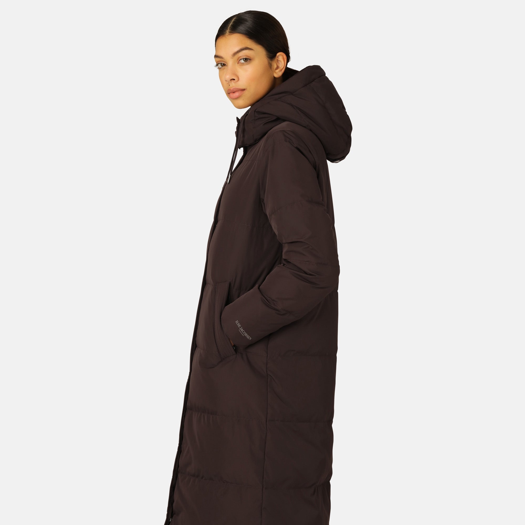 Lange Winterjas PEPPY03 - 233 Ganache | Ganache | Coat | Ilse Jacobsen