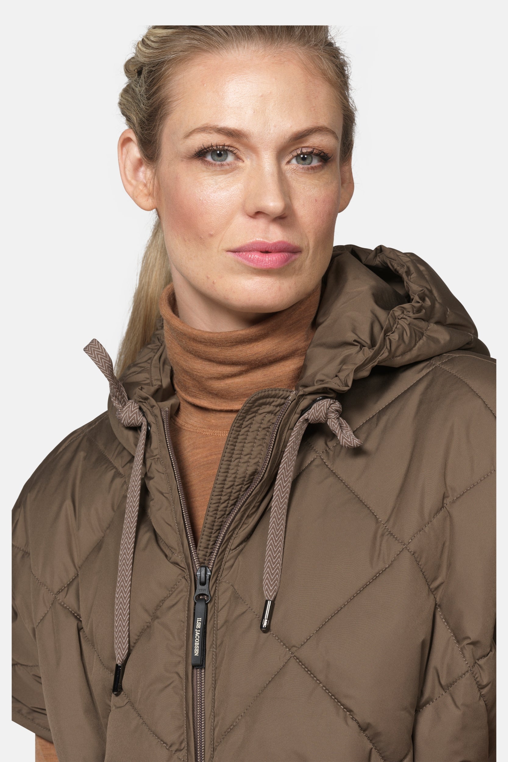 Gewatteerde cape PEPPY12 | Mud | Cape | Ilse Jacobsen