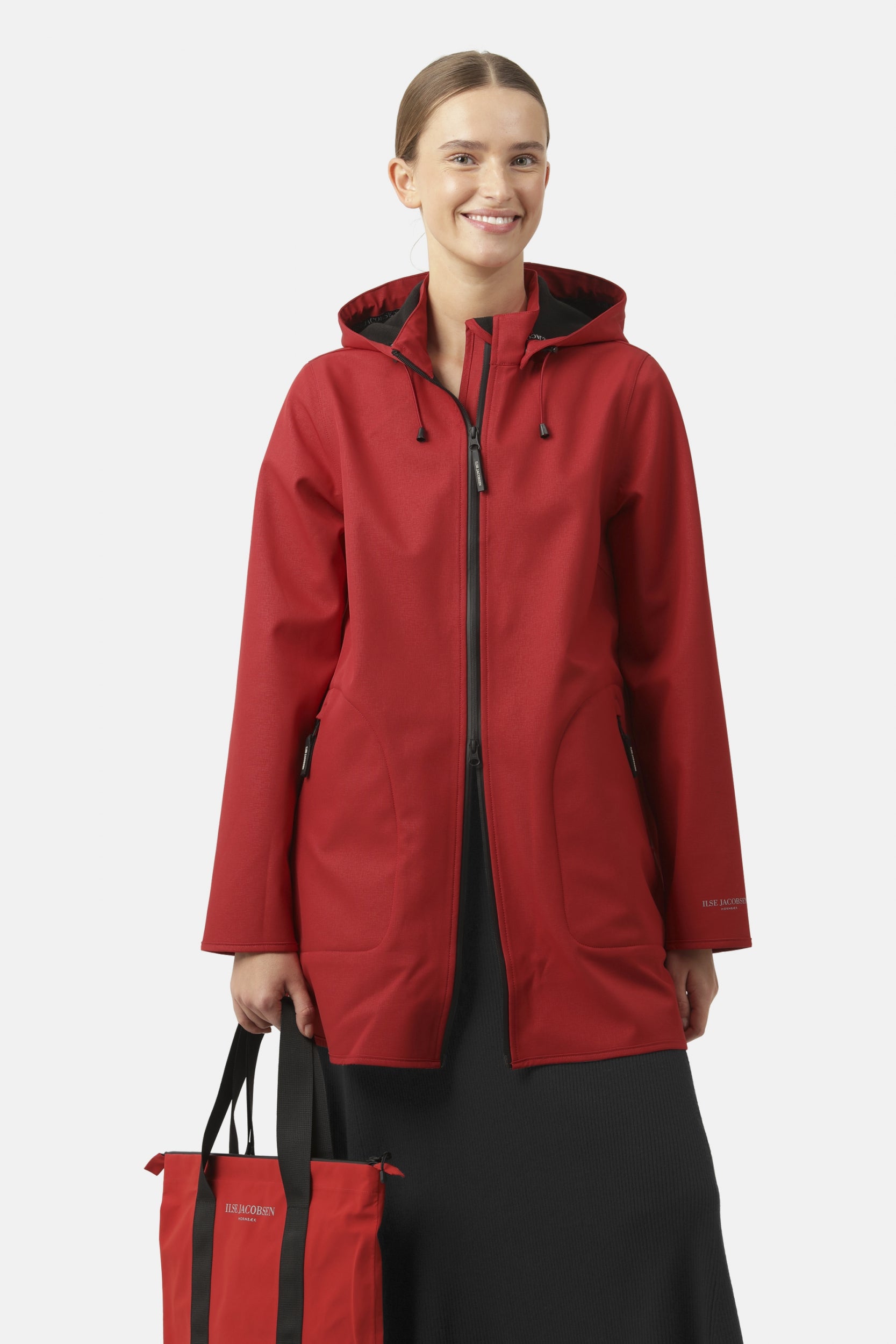 Softshell Regenjas RAIN135 - Fire 905 | Fire | Raincoat | Ilse Jacobsen