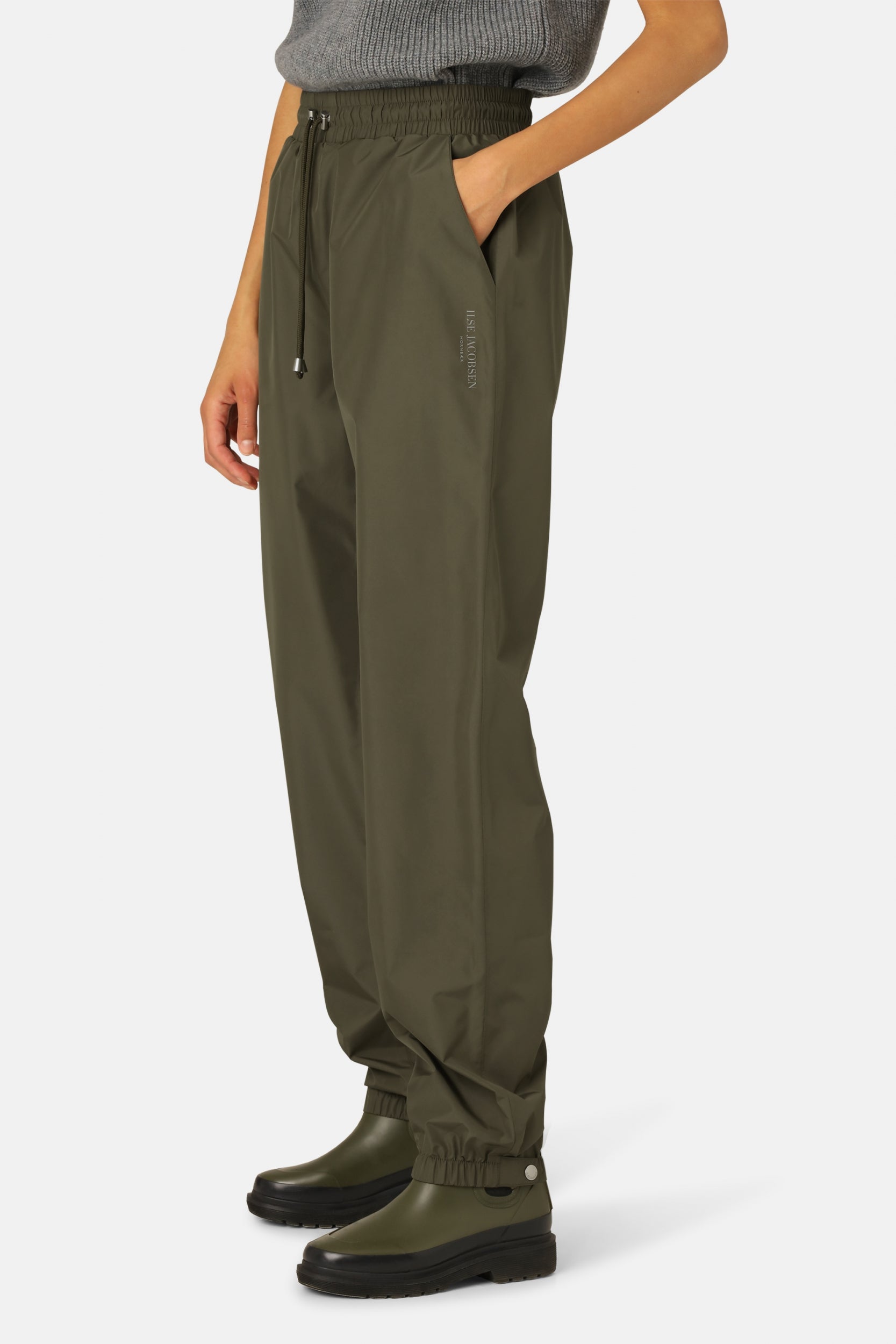 Regenbroek RAIN202 - 410 Army | Army | Rain Trouser | Ilse Jacobsen