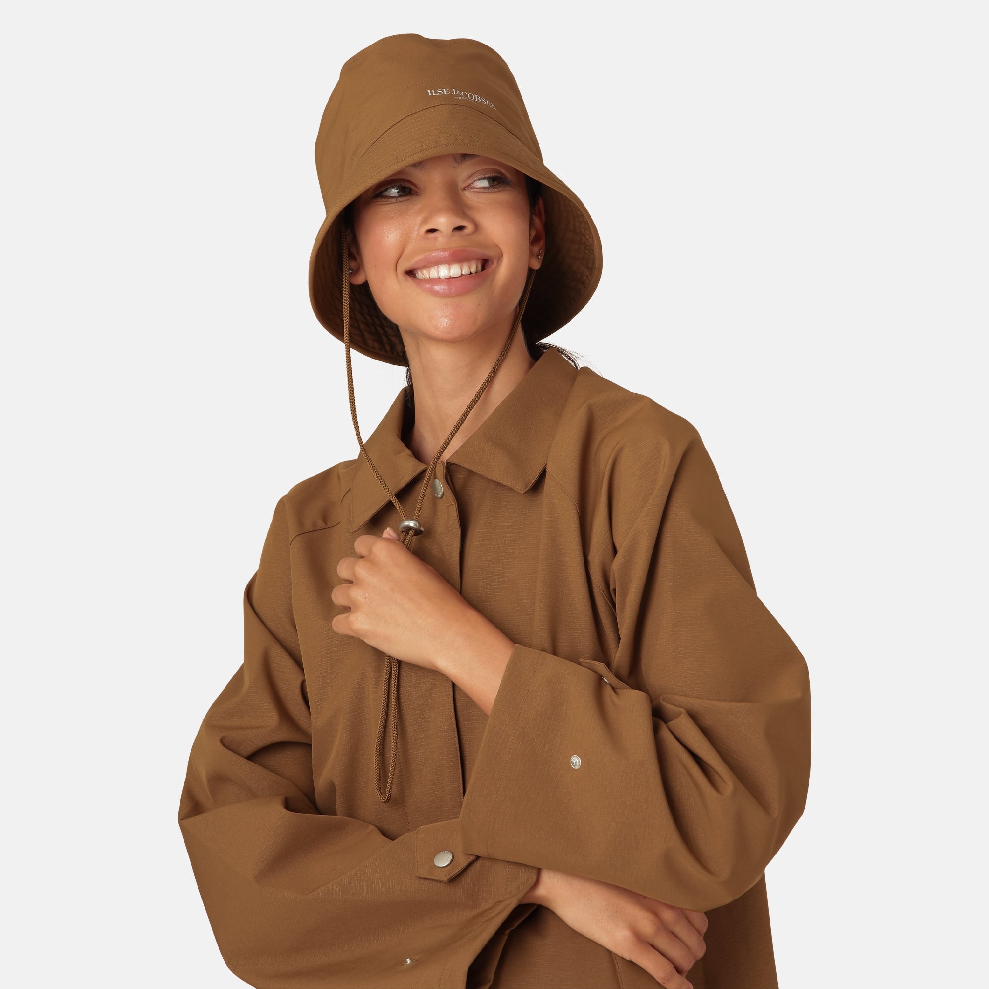 Regenhoed RAIN212 - 228 Walnut | Walnut | Hat | Ilse Jacobsen