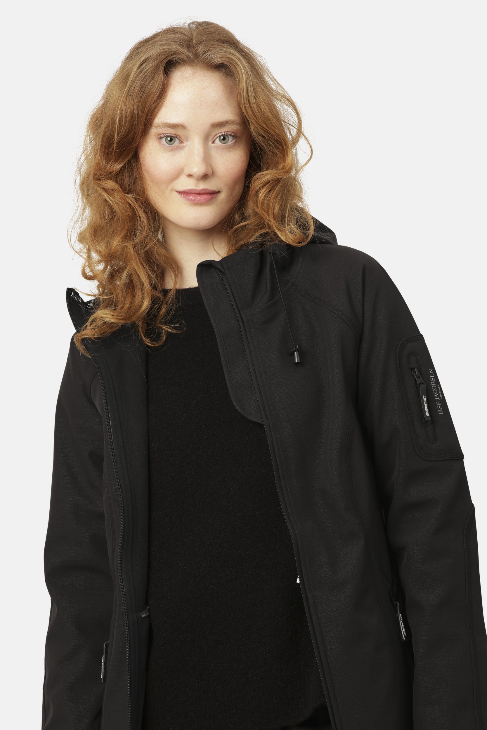 Softshell regenjas lang RAIN37L - 001 Black | Black | Raincoat | Ilse Jacobsen