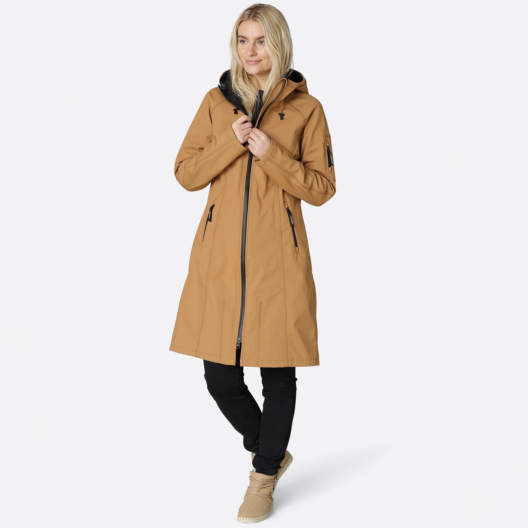 Softshell Regenjas Lang RAIN37L - 236 Cashew | Cashew | Raincoat | Ilse Jacobsen