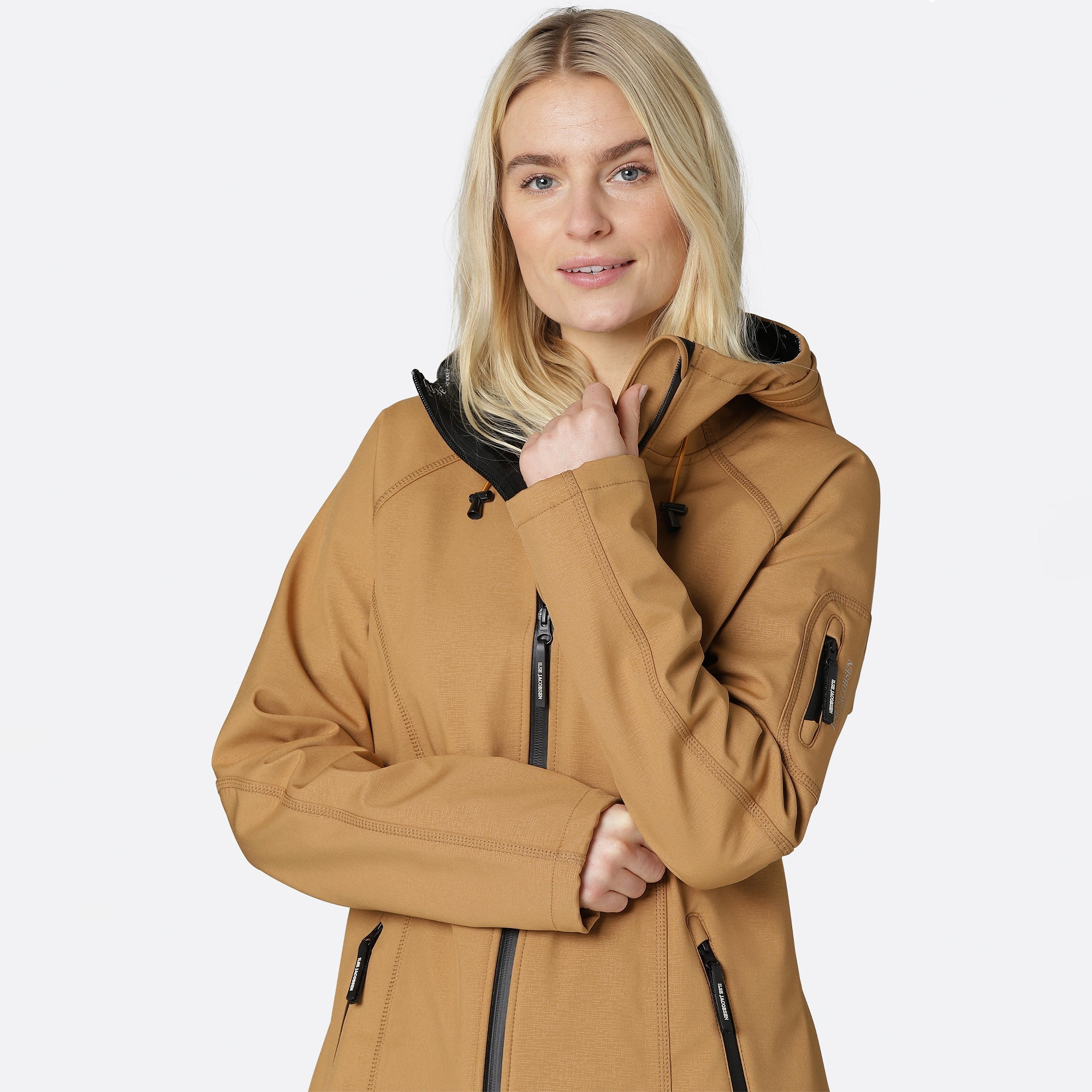 Softshell Regenjas Lang RAIN37L - 236 Cashew | Cashew | Raincoat | Ilse Jacobsen