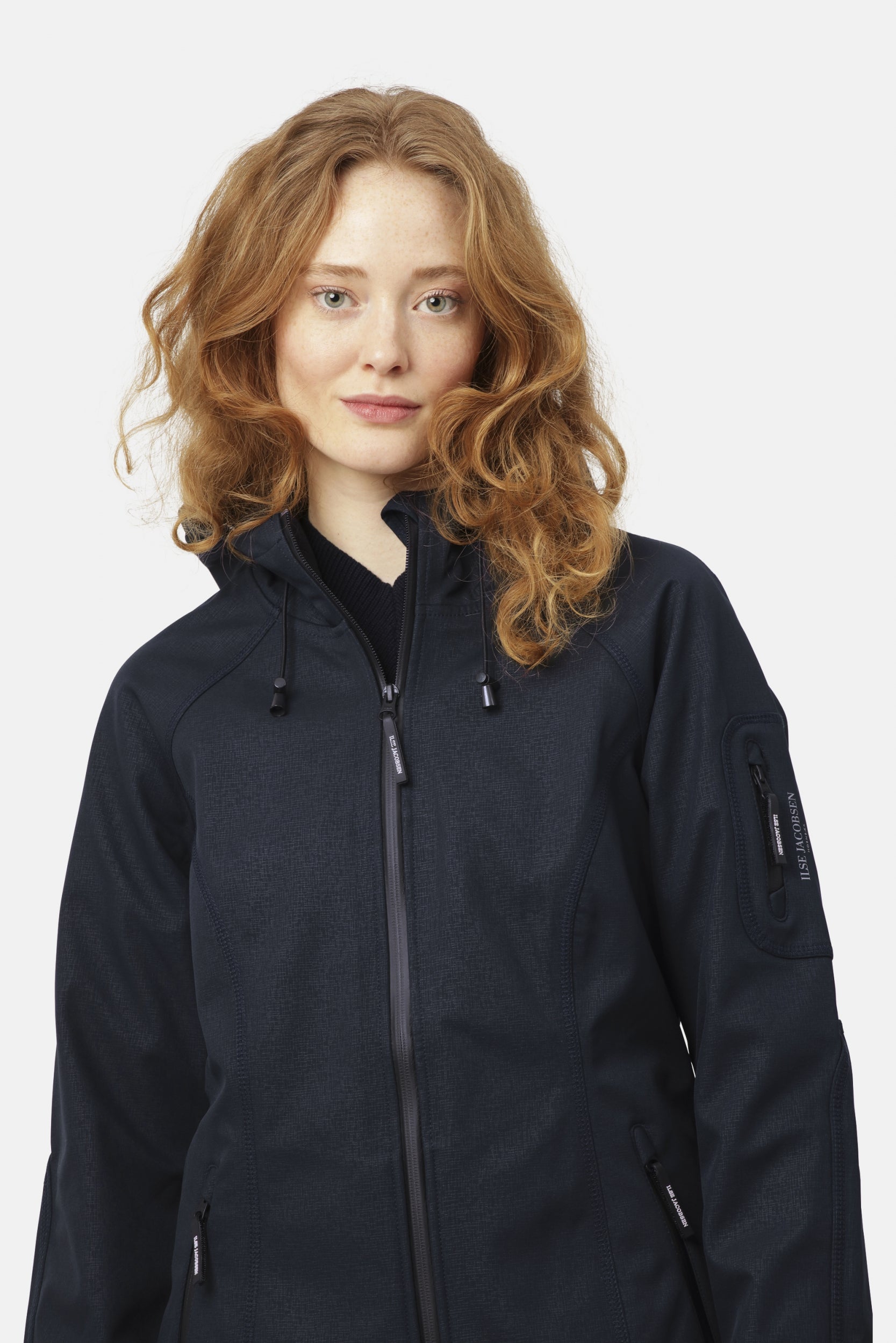Softshell regenjas lang RAIN37L - 660 Dark Indigo | Dark Indigo | Raincoat | Ilse Jacobsen