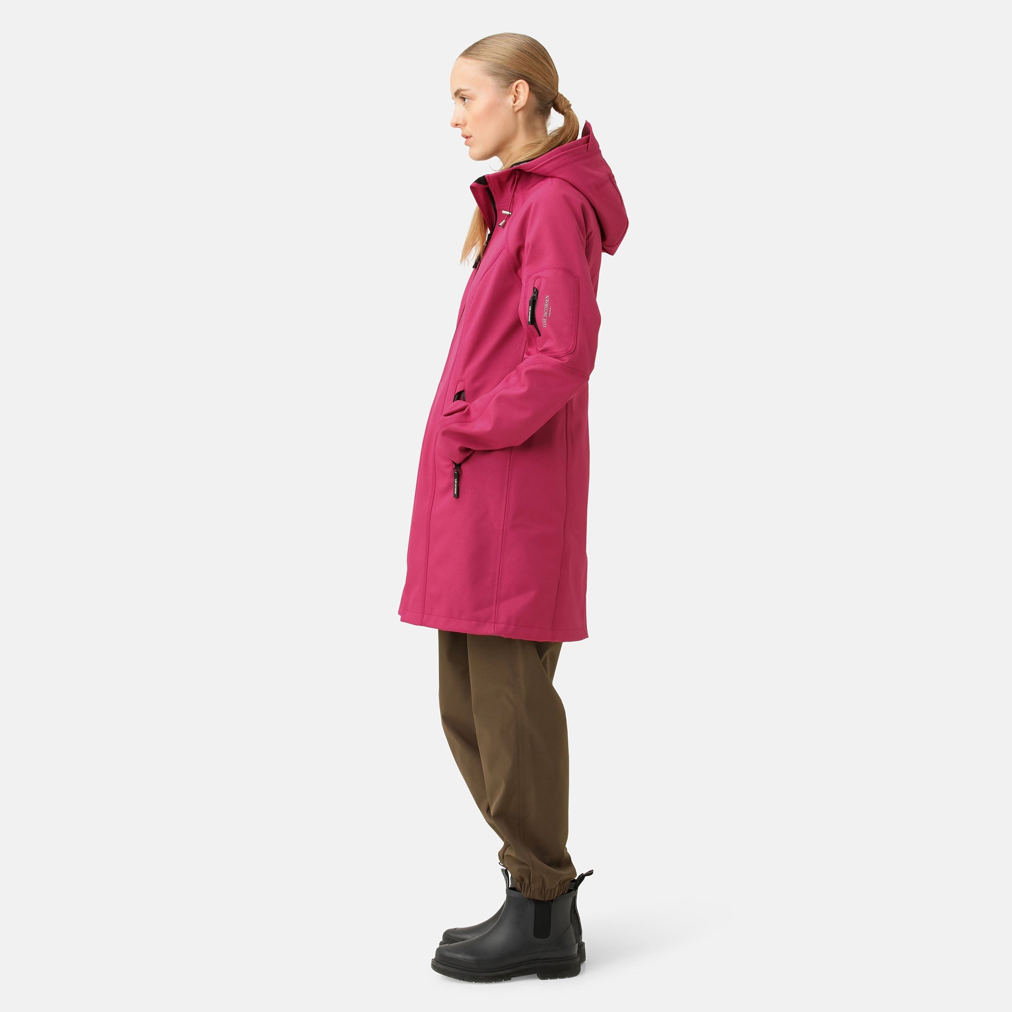 Softshell regenjas RAIN37 - Sangria 933 | Sangria | Raincoat | Ilse Jacobsen