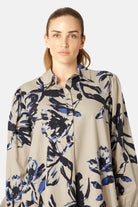 Lange Mouwen Tuniekjurk TENCELLA06P | Sand Artsy Stroke Flower | Shirt | Ilse Jacobsen