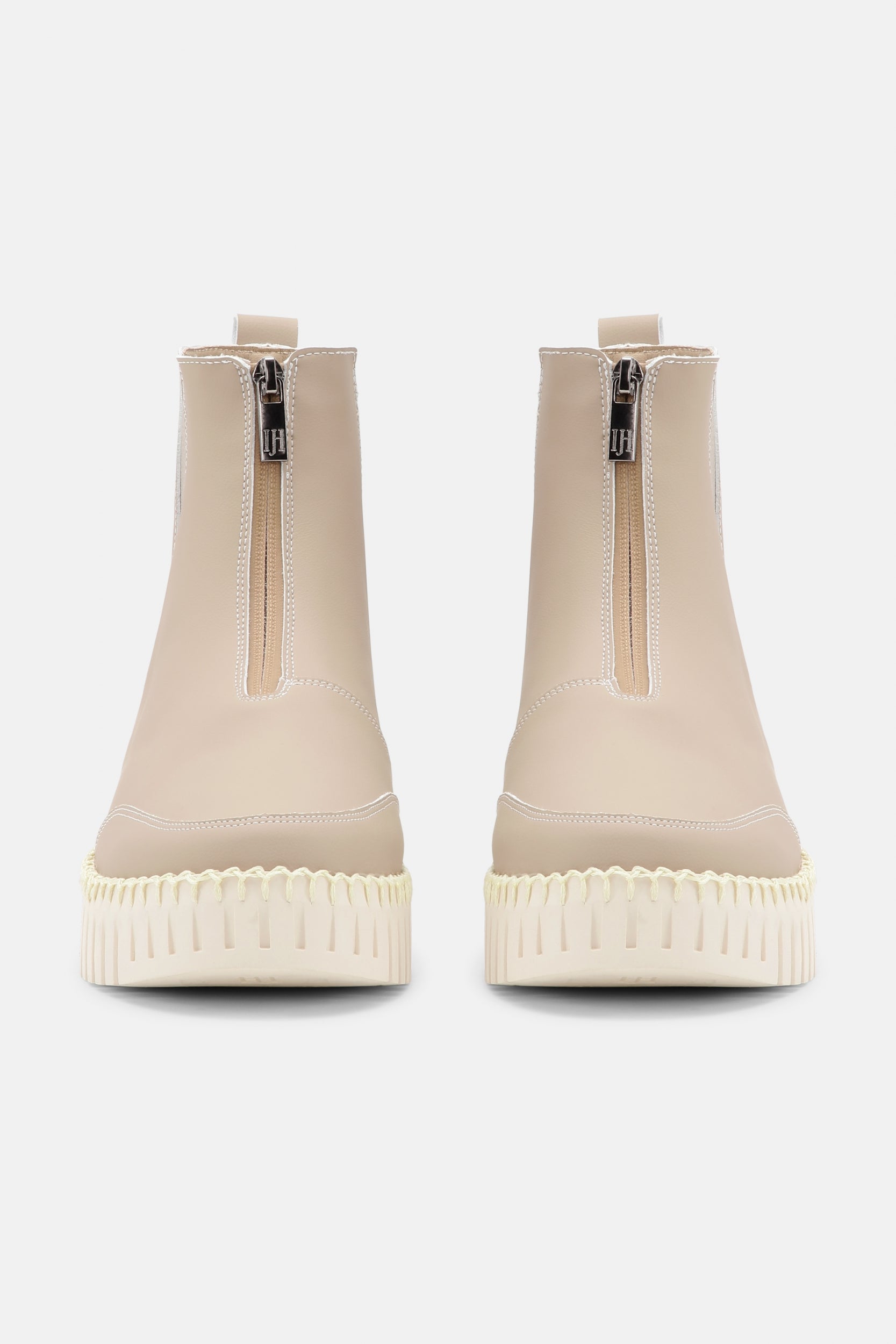 Chelsea Laarzen TULIP6372 - Latte 110 | Latte | Boots | Ilse Jacobsen