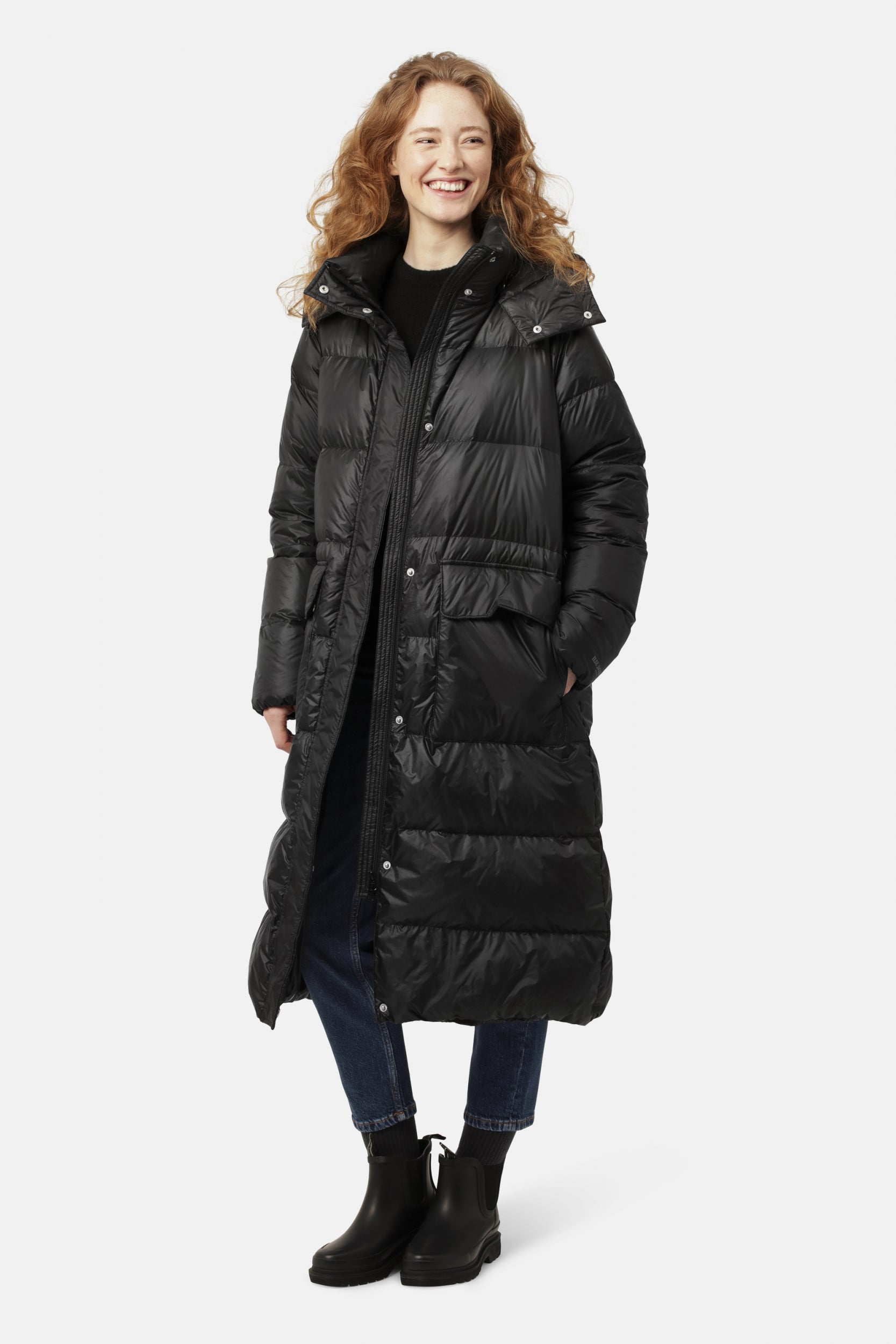 Lange Donzen Winterjas WALK11 - Black 001 | Black | Coat | Ilse Jacobsen