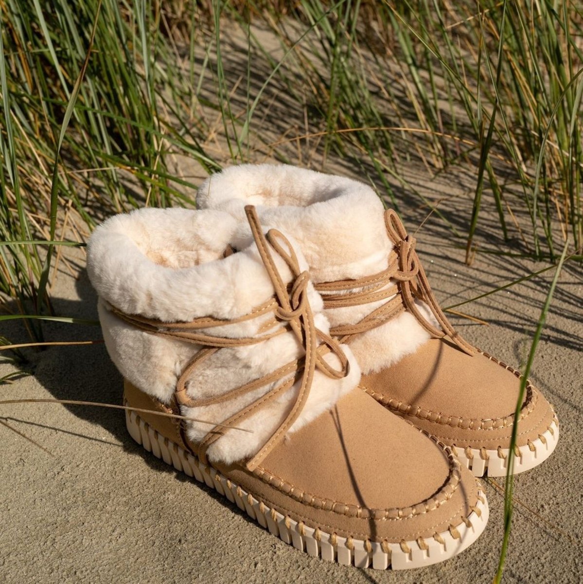 Enkellaarzen TULIP6072 | Latte | Boots | Ilse Jacobsen