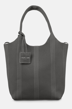 Gebreide tas KNITTY01 | Black metal | Bag | Ilse Jacobsen