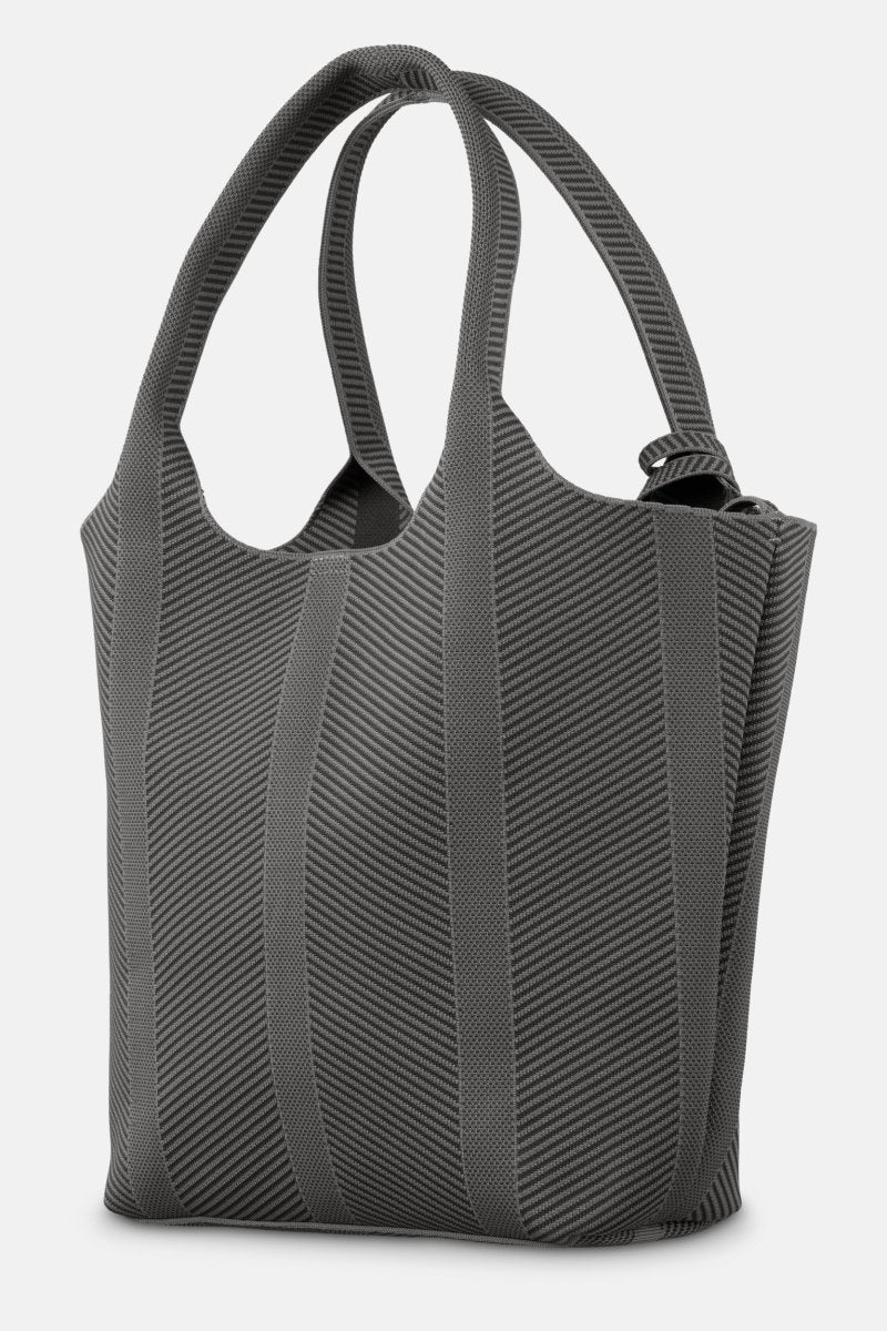 Gebreide tas KNITTY01 | Black metal | Bag | Ilse Jacobsen