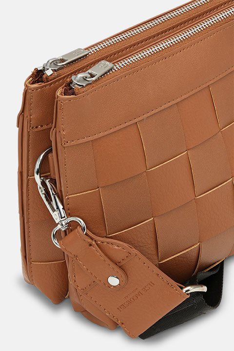 Gevlochten Cross-Body Tas CHIP12 | Cognac | Bag | Ilse Jacobsen